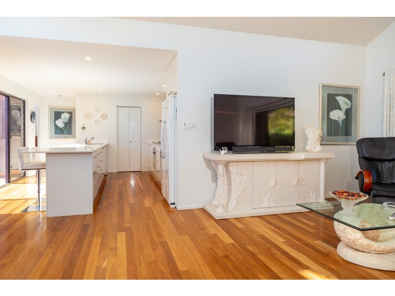 58 Yarrabee Drive, Batemans Bay NSW 2536