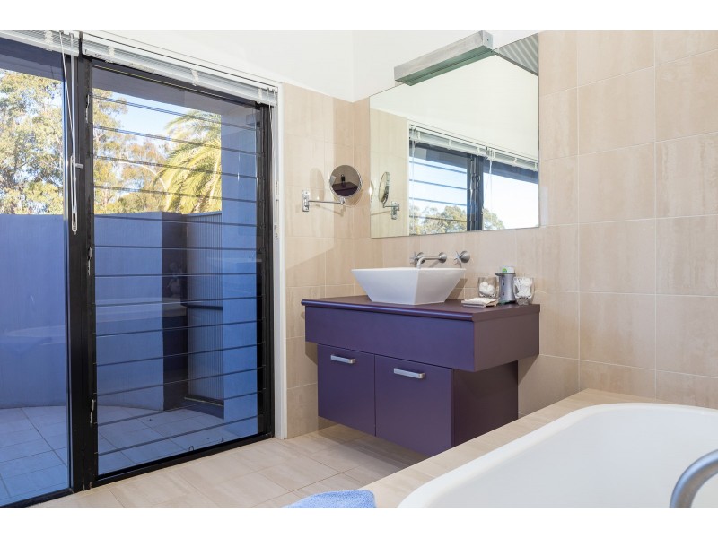 58 Yarrabee Drive, Batemans Bay NSW 2536