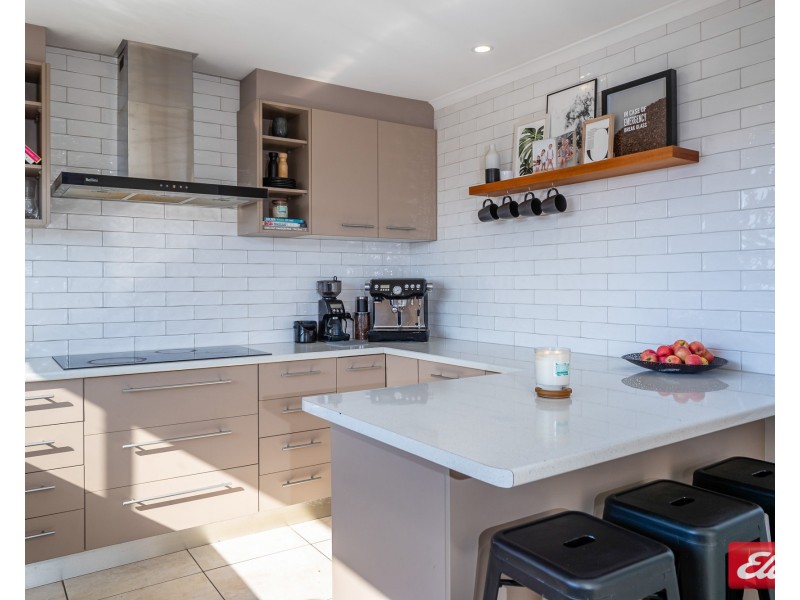 53 Country Club Dr, Catalina NSW 2536