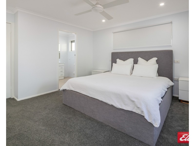 53 Country Club Dr, Catalina NSW 2536