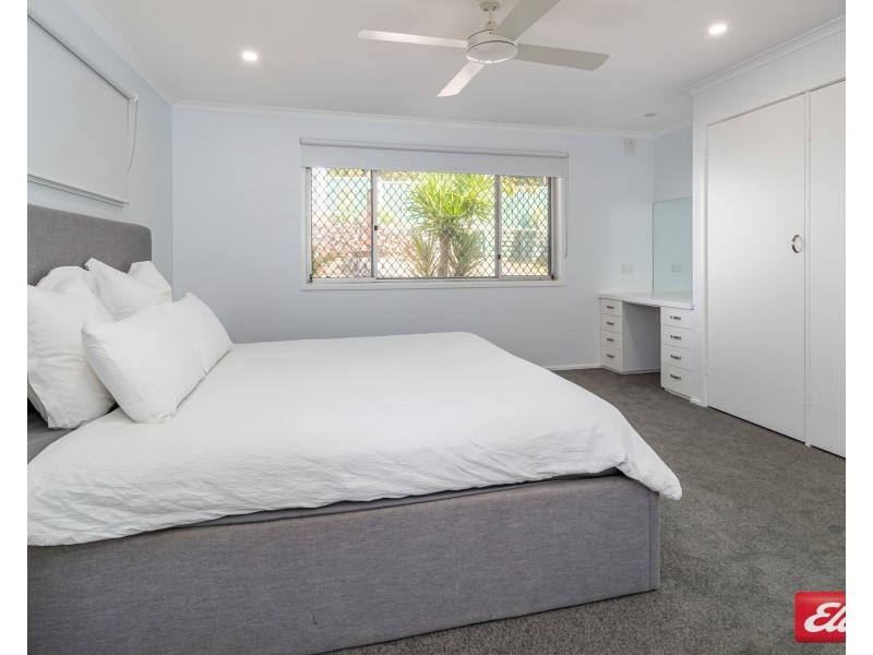 53 Country Club Dr, Catalina NSW 2536