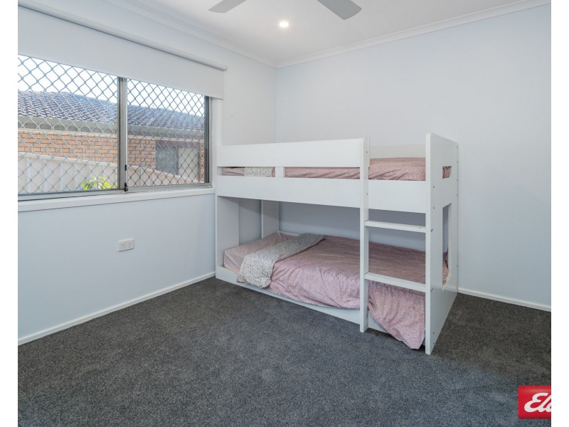 53 Country Club Dr, Catalina NSW 2536