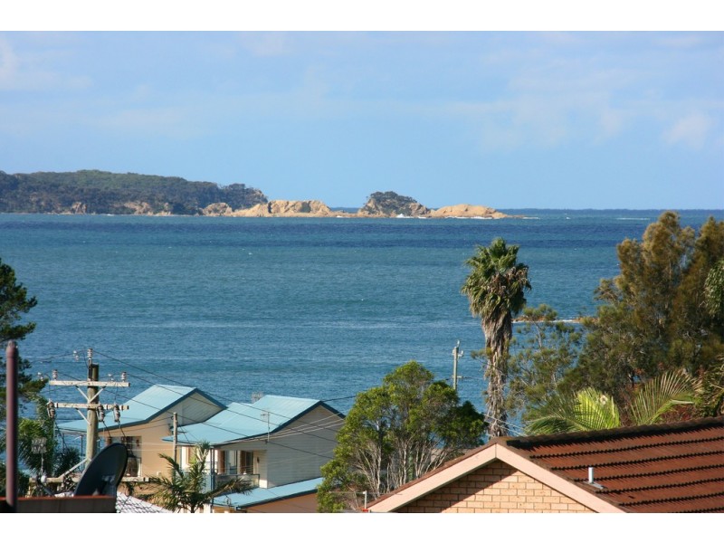 29 Calton Road, Batehaven NSW 2536