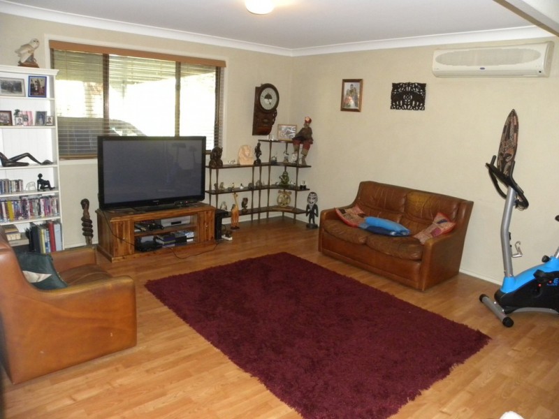 19 Clare Crescent, Batehaven NSW 2536