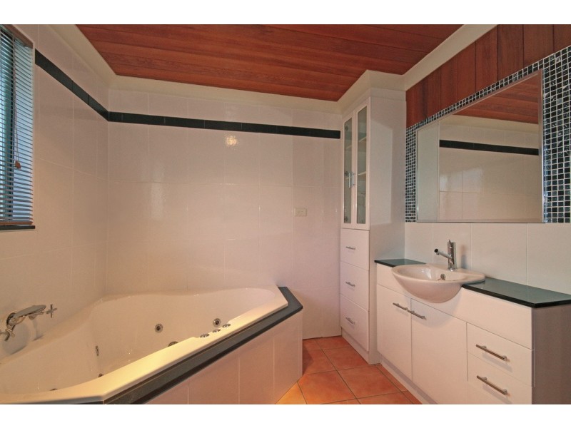 7 Kobada Avenue, Lilli Pilli NSW 2536