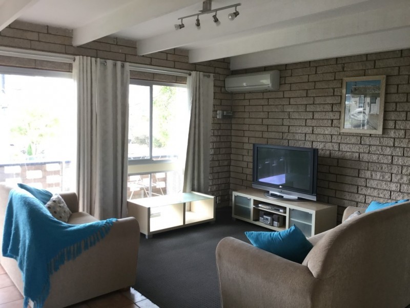 4/10 Catlin Avenue, Batemans Bay NSW 2536