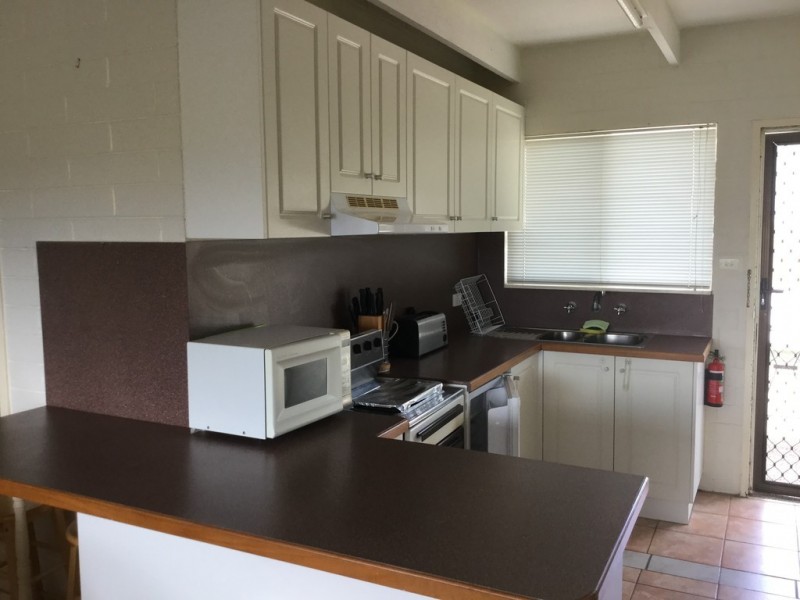 4/10 Catlin Avenue, Batemans Bay NSW 2536