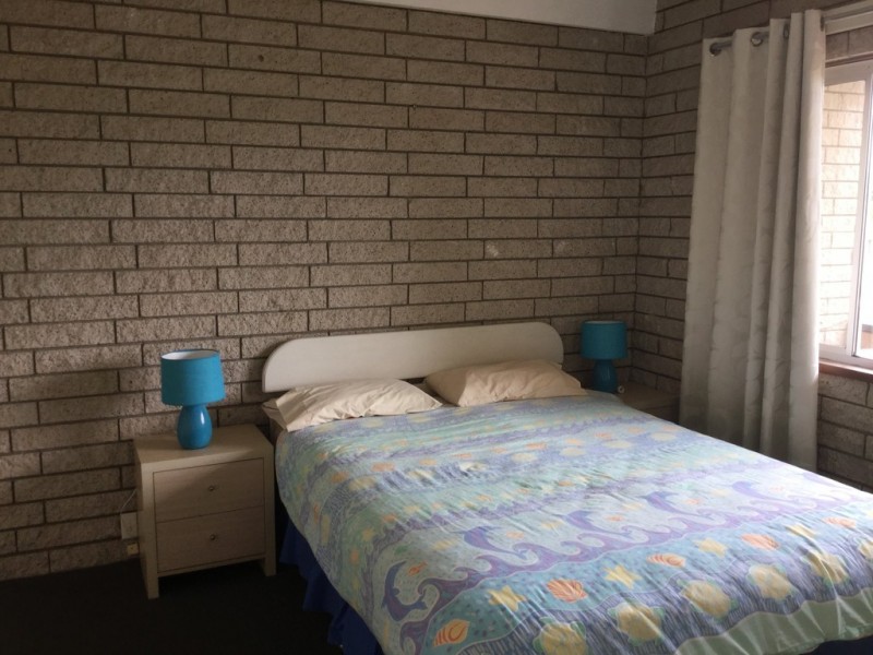 4/10 Catlin Avenue, Batemans Bay NSW 2536