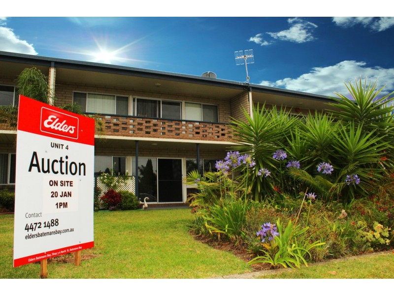 4 /10 Catlin Avenue, Batemans Bay NSW 2536