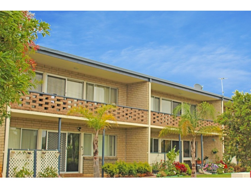 4 /10 Catlin Avenue, Batemans Bay NSW 2536