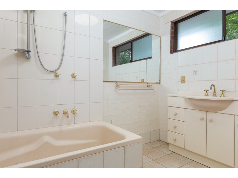 29 BEAUTY CRESCENT, Surfside NSW 2536