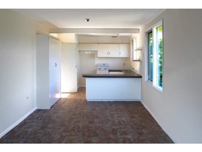 1 Hillview Place, Sunshine Bay NSW 2536