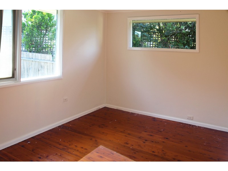 1 Hillview Place, Sunshine Bay NSW 2536