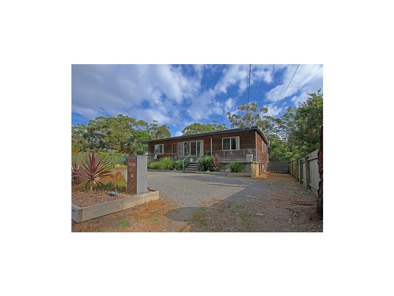 17 Long Beach Road, Long Beach NSW 2536