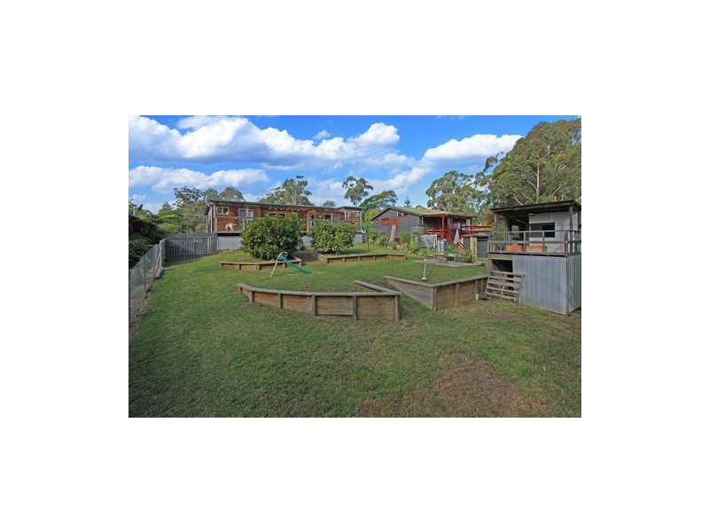 17 Long Beach Road, Long Beach NSW 2536