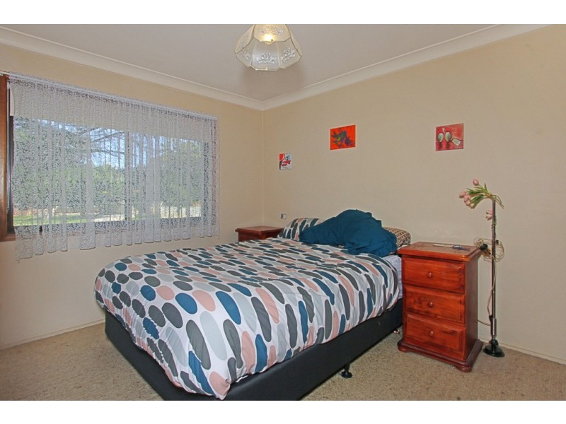 9 Foam Street, Surfside NSW 2536