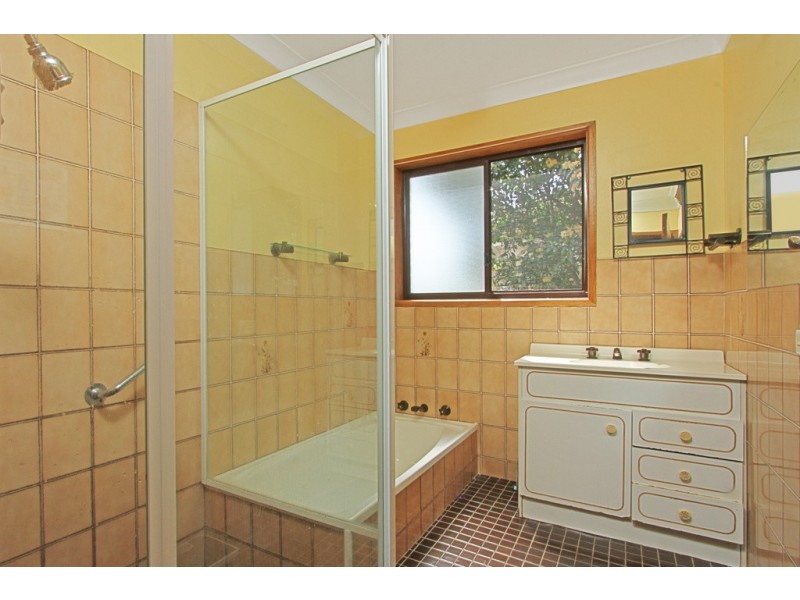 9 Foam Street, Surfside NSW 2536