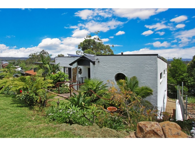 79 Berrima Parade, Surfside NSW 2536