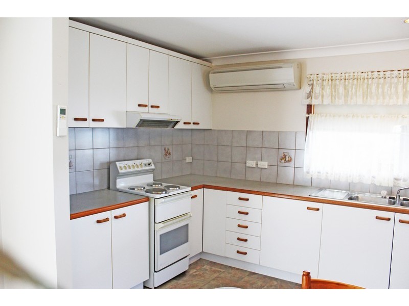 98 Maloneys Drive, Maloneys Beach NSW 2536