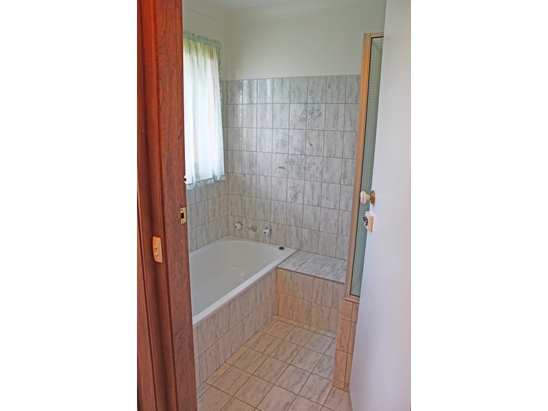 98 Maloneys Drive, Maloneys Beach NSW 2536