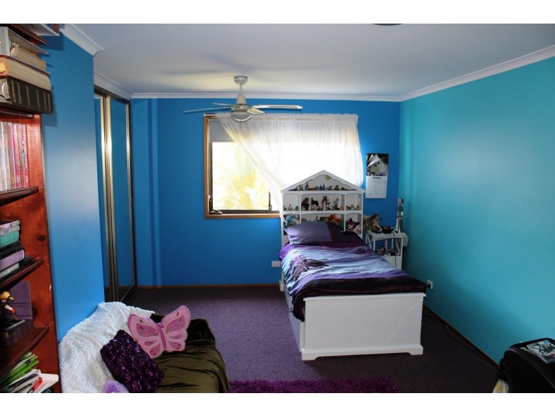 12 Ocean Road, Batehaven NSW 2536