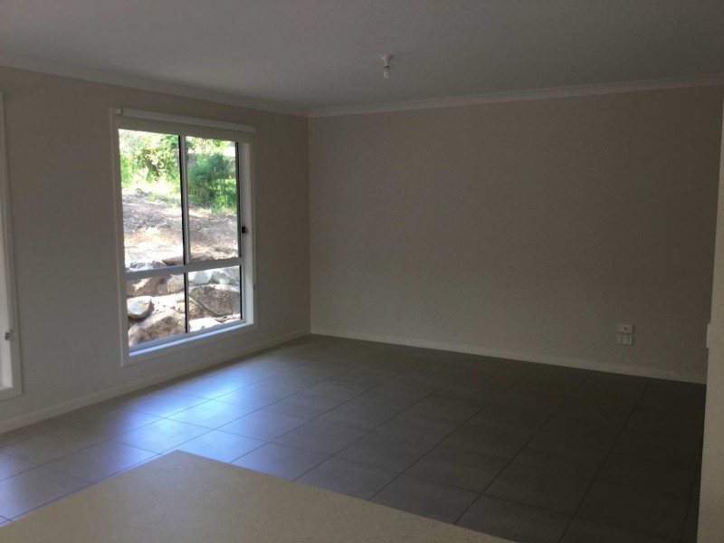 42 Beauty Crescent, Surfside NSW 2536