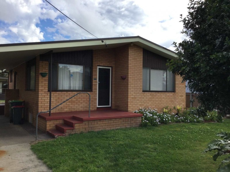 24 Golf Links Drive, Batemans Bay NSW 2536