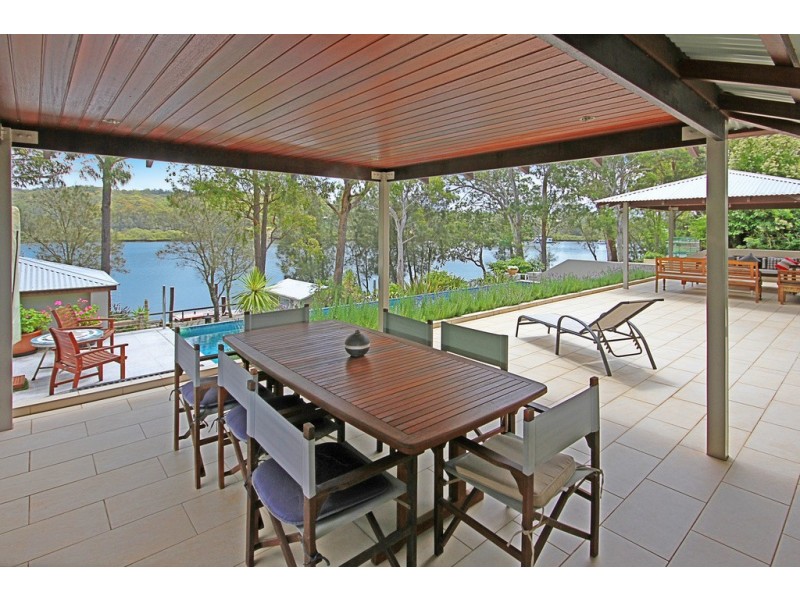 27 Sproxtons Lane, Nelligen NSW 2536