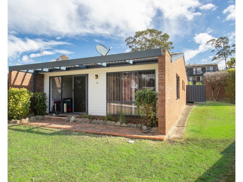 4/12 Parker Avenue, Surf Beach NSW 2536