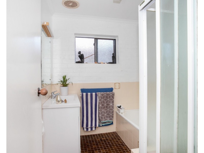 4/12 Parker Avenue, Surf Beach NSW 2536