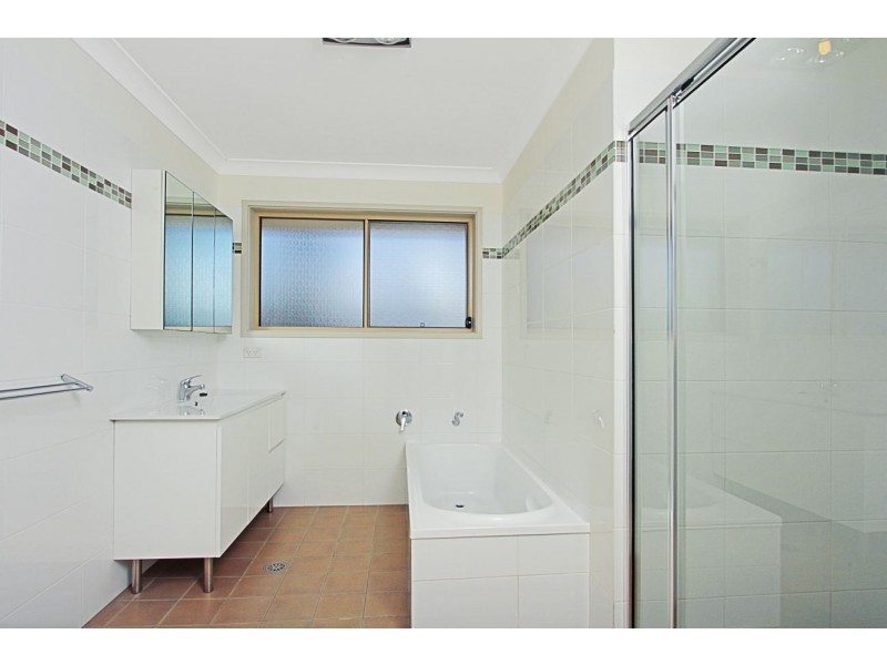 38 Wentworth Avenue, Sunshine Bay NSW 2536