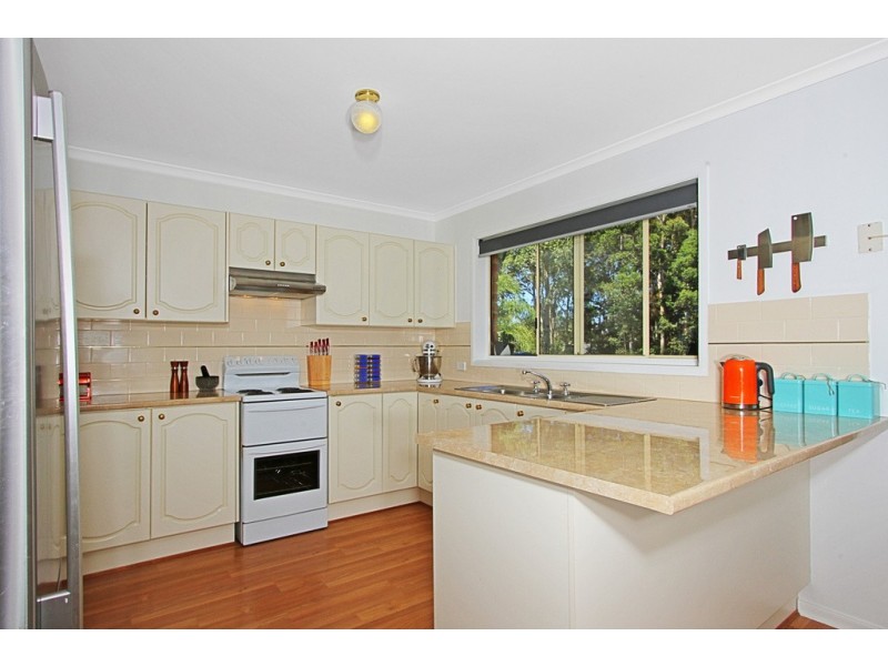 15 Wentworth Avenue, Sunshine Bay NSW 2536