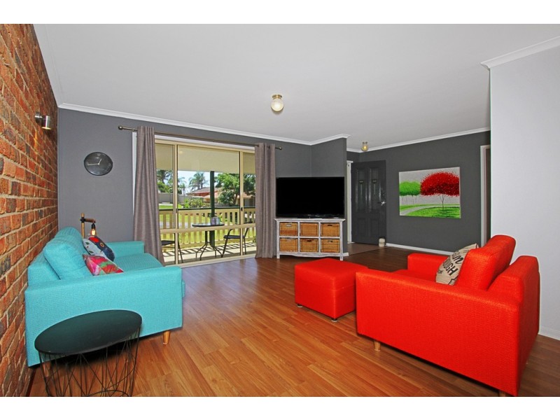 15 Wentworth Avenue, Sunshine Bay NSW 2536