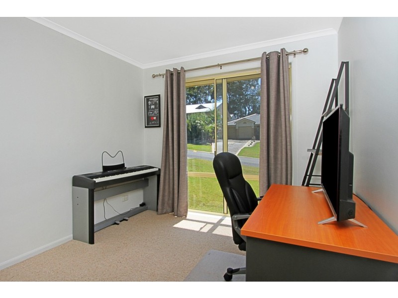 15 Wentworth Avenue, Sunshine Bay NSW 2536