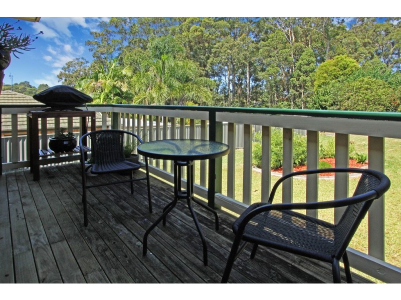 15 Wentworth Avenue, Sunshine Bay NSW 2536