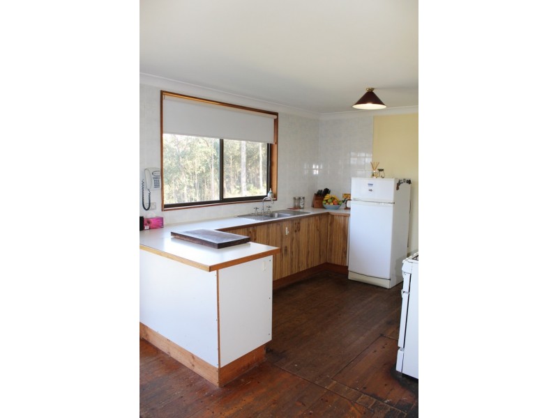 58 McCardys Creek Road, Nelligen NSW 2536