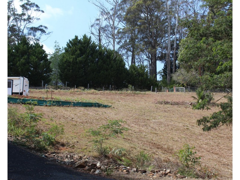 23 Highlands Avenue, Surf Beach NSW 2536