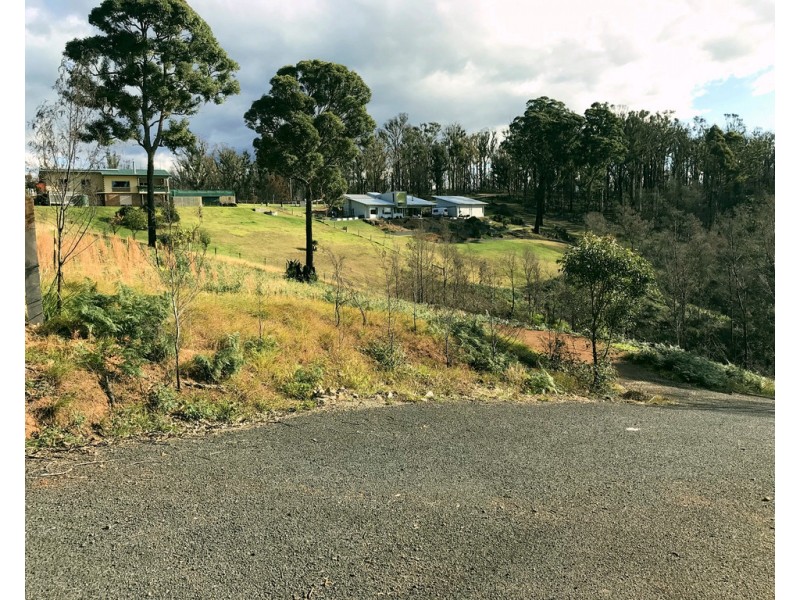 23 Highlands Avenue, Surf Beach NSW 2536