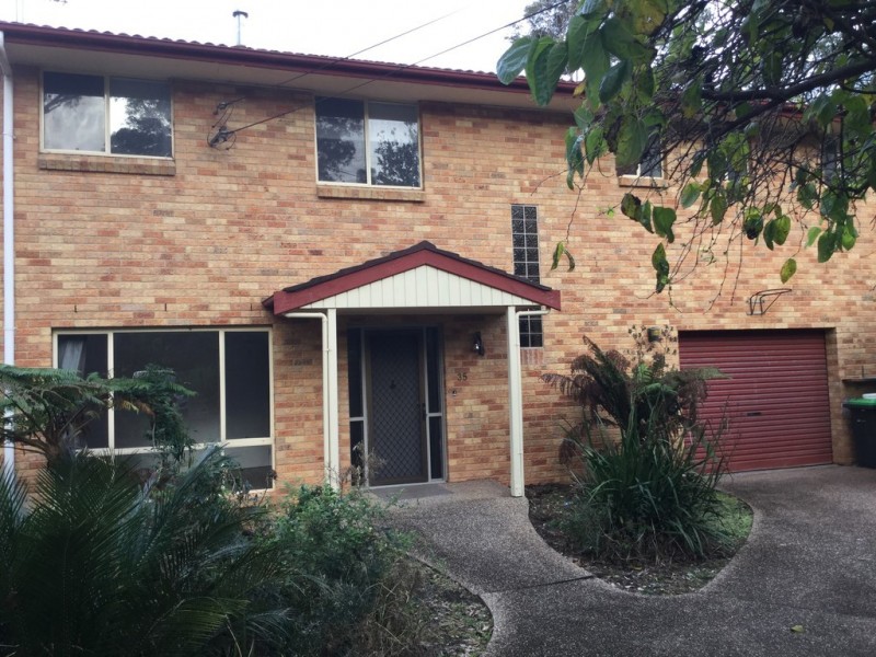 35 Burrawang Crescent, Sunshine Bay NSW 2536