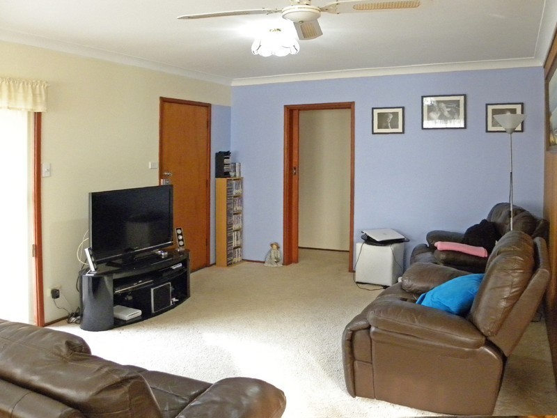 16 Flinders Way, Surf Beach NSW 2536