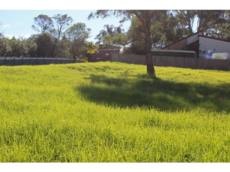 2 Jeffery Place, Moruya NSW 2537