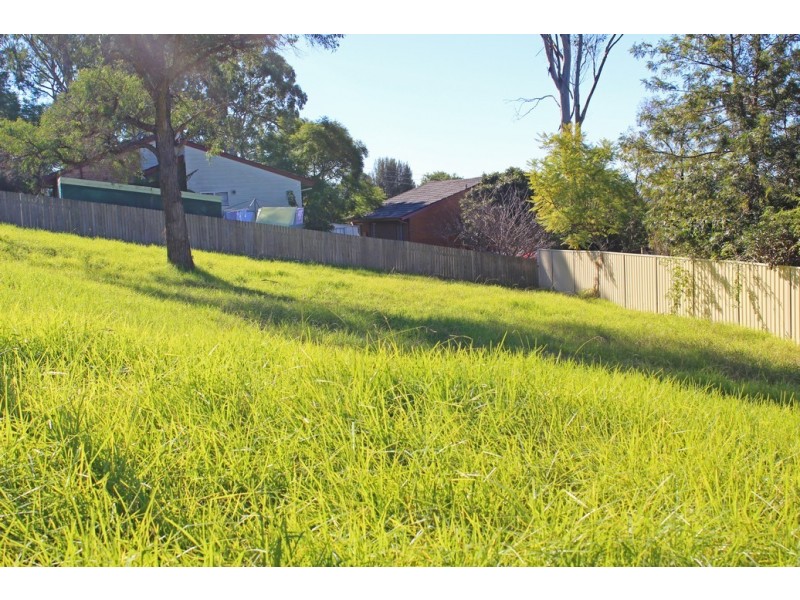 2 Jeffery Place, Moruya NSW 2537