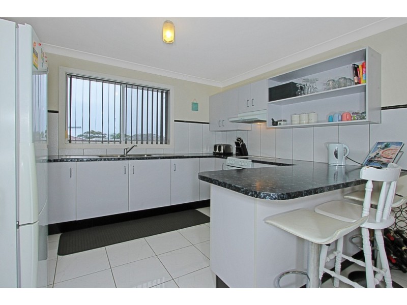 32 Euroka Avenue, Malua Bay NSW 2536