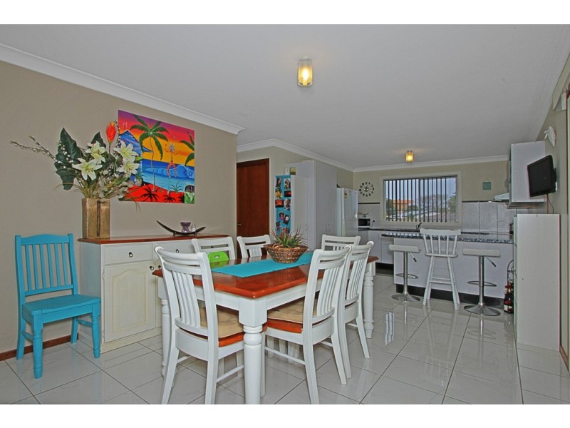 32 Euroka Avenue, Malua Bay NSW 2536