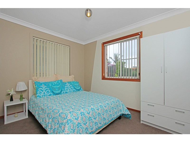 32 Euroka Avenue, Malua Bay NSW 2536