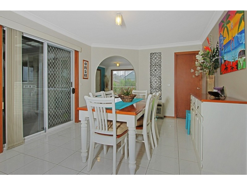 32 Euroka Avenue, Malua Bay NSW 2536