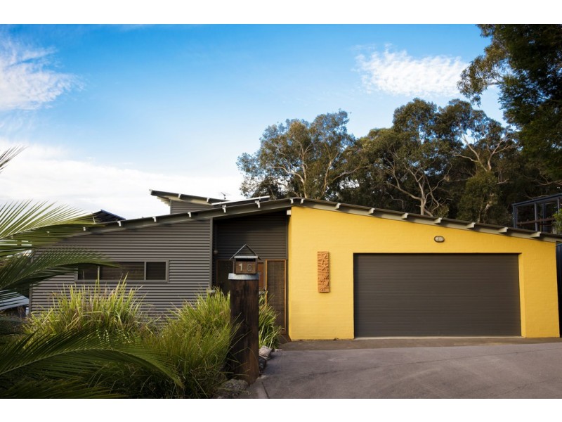 16 Jarrah Way, Malua Bay NSW 2536