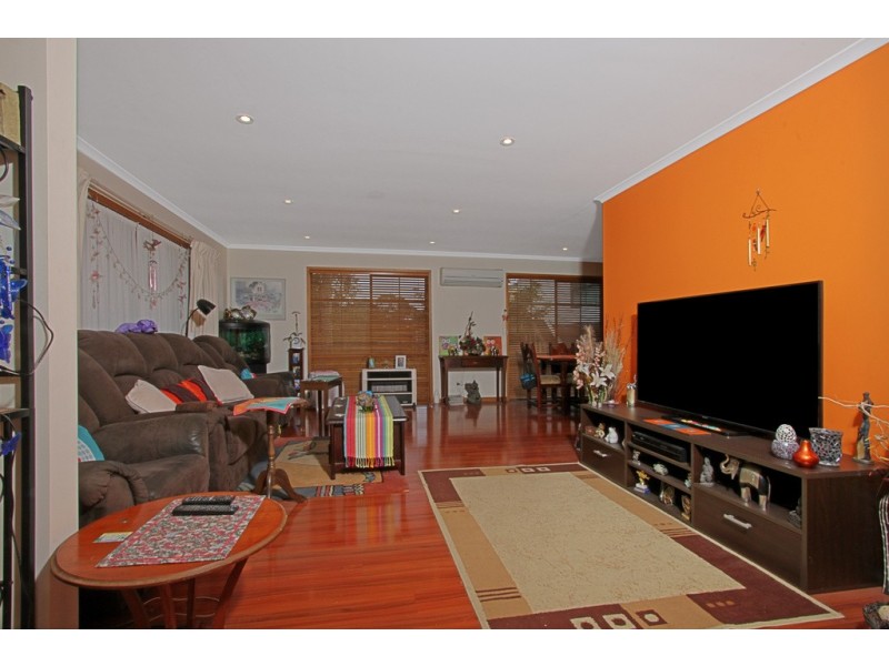 18 Surf Beach Avenue, Surf Beach NSW 2536