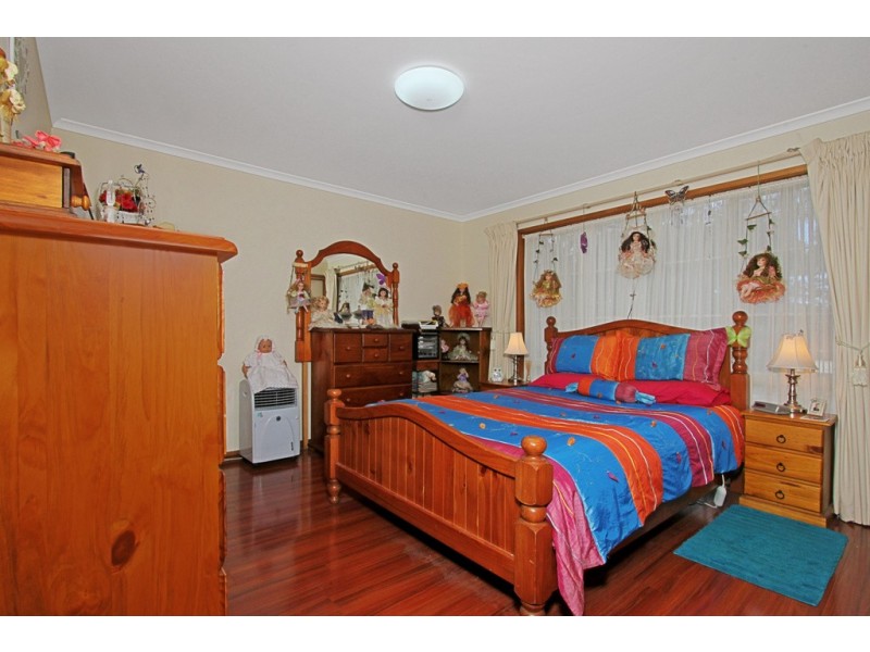 18 Surf Beach Avenue, Surf Beach NSW 2536