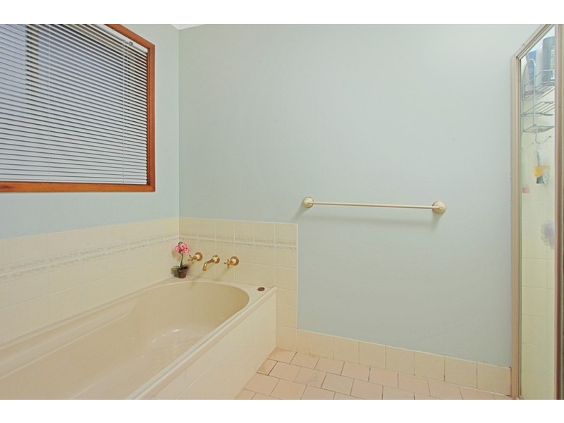 18 Surf Beach Avenue, Surf Beach NSW 2536